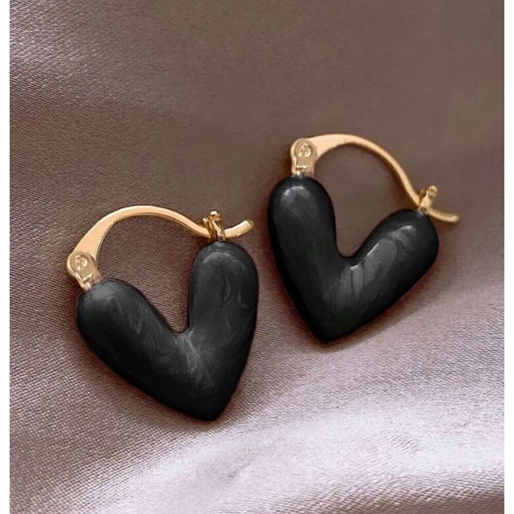 Black Heart Earrings